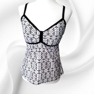 Next White/Black V Neck Sport Swim Tankini Top, Adjustable Straps